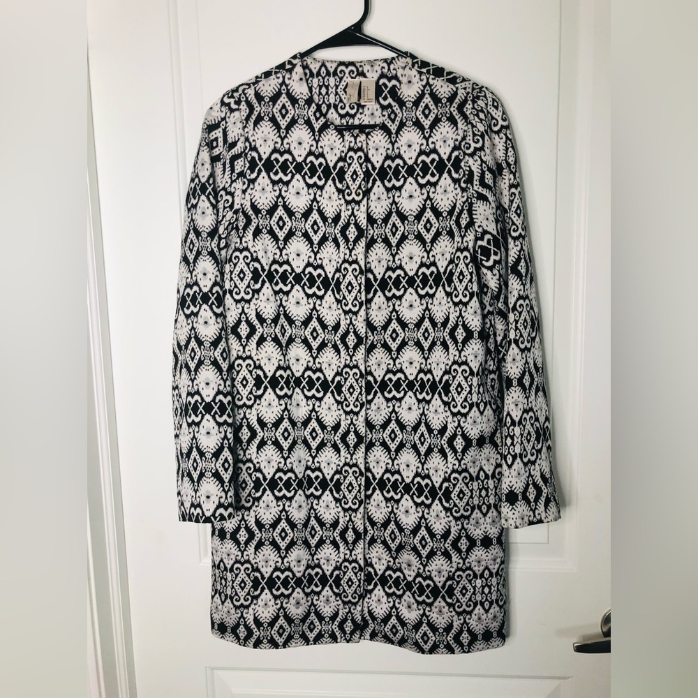 Black and White trench Small